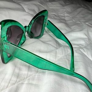 Green fashion sunglasses
